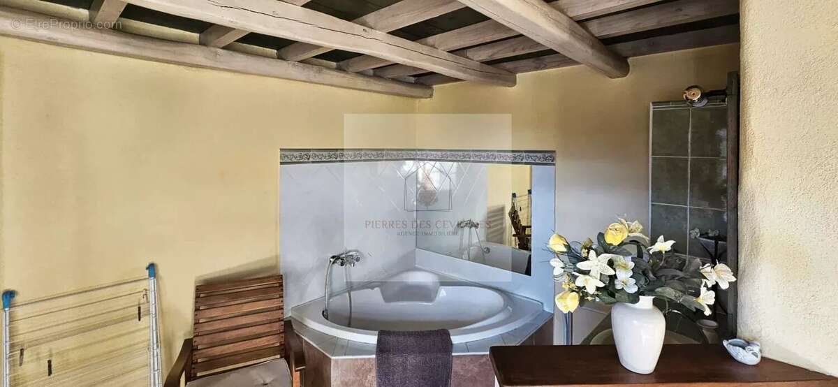 Maison à SAINT-ANDRE-DE-LANCIZE