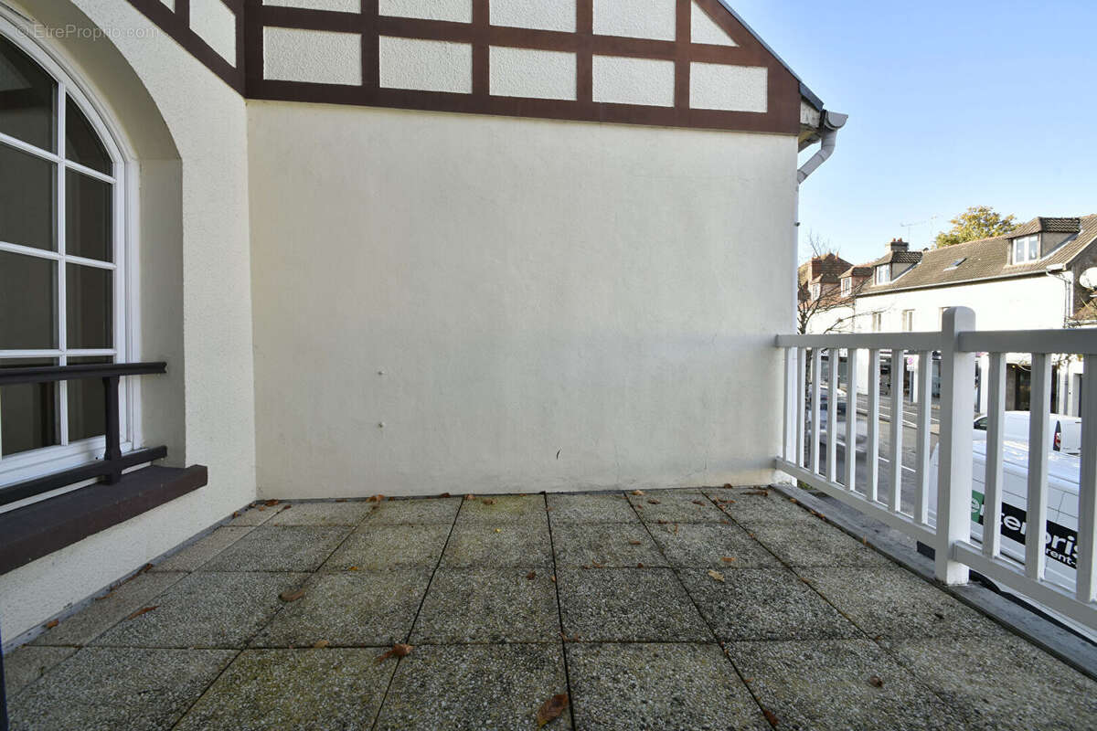 Maison à JOUARS-PONTCHARTRAIN