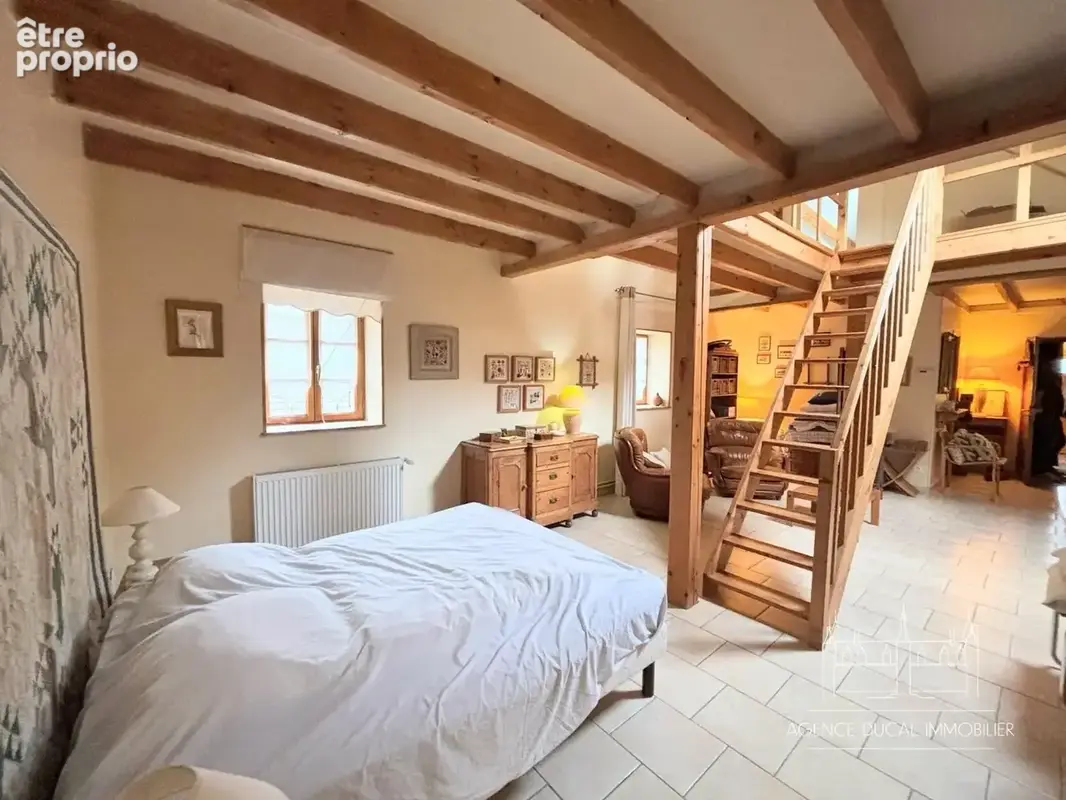 Maison 7 pièces 161 m² à vendre à Neuvy-Le-Barrois (18600) - photo 8
