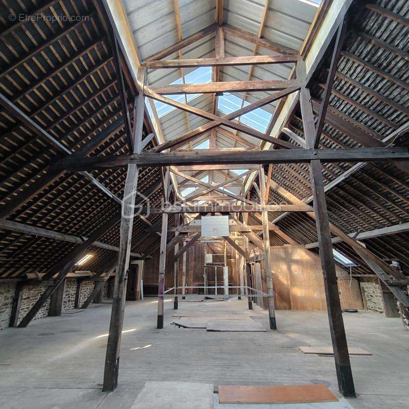 Appartement à FOUGERES