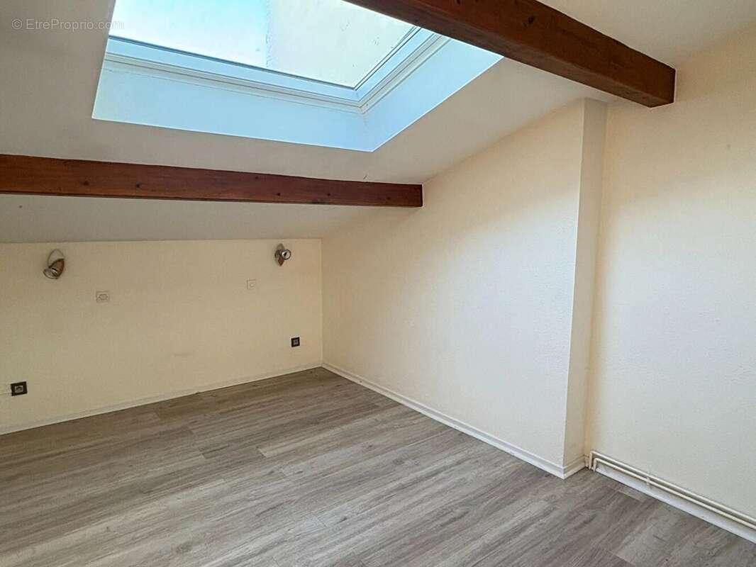 Appartement à BOURG-DE-PEAGE