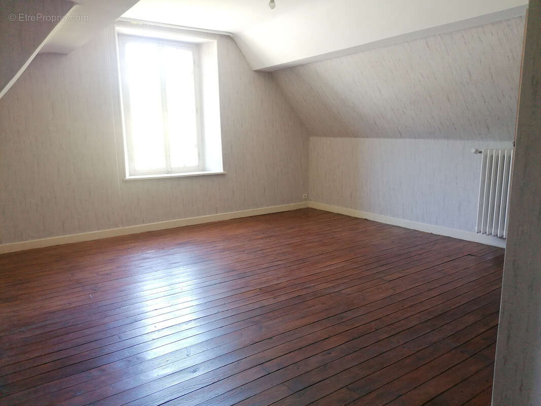 Maison à AILLEVILLERS-ET-LYAUMONT