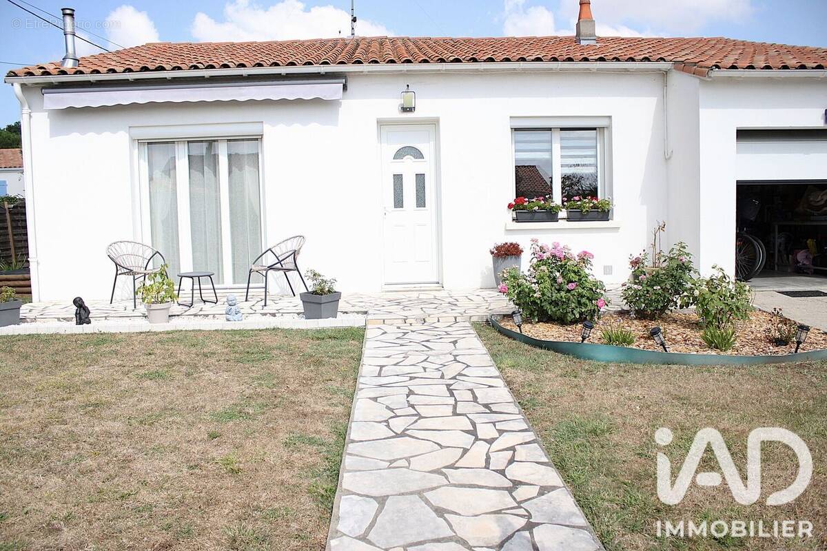 Photo 1 - Maison à MEDIS