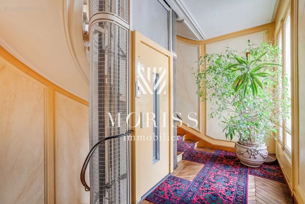 Appartement à PARIS-9E