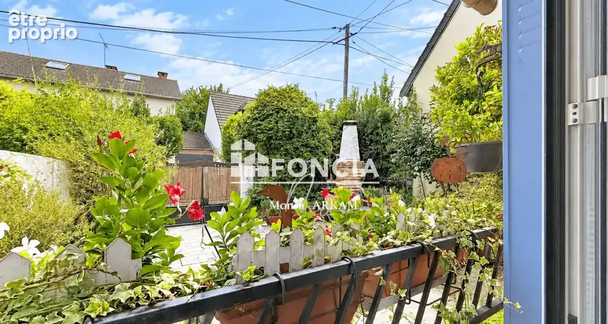 Centre ville – charmante maison – 3 chambres – voie privée – terrasse & cour – stationnement – cave – bon état – exclusivité - photo 10