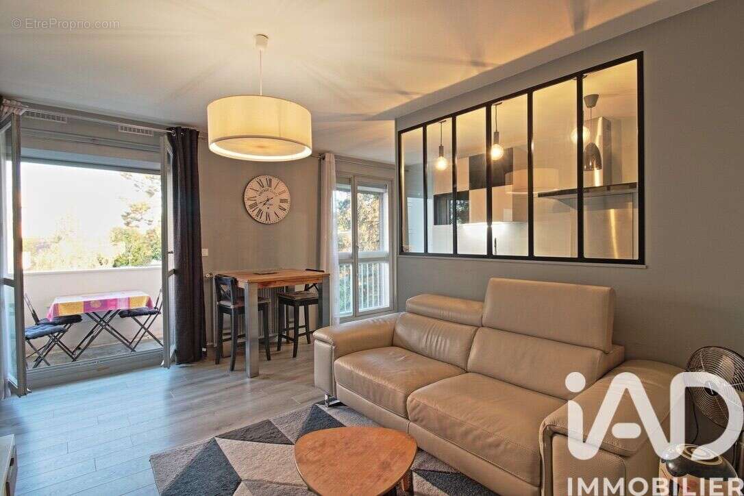 Photo 2 - Appartement à CORMEILLES-EN-PARISIS