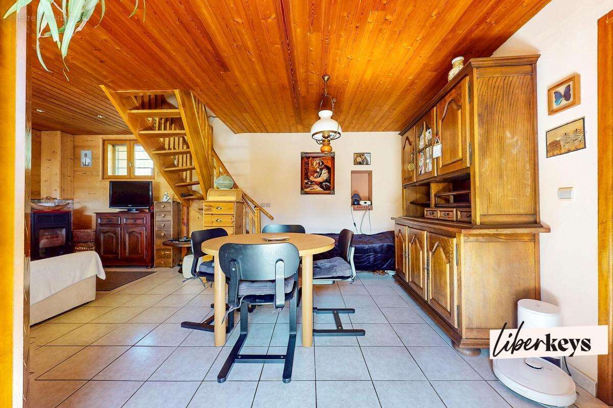 Maison avec jardin et vue exceptionnelle sur les montagnes de Valmorel ! - photo 5