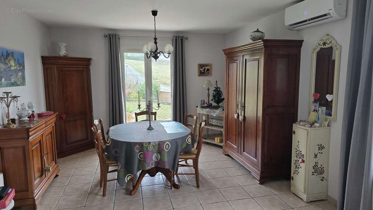 Maison à BELVEZE-DU-RAZES