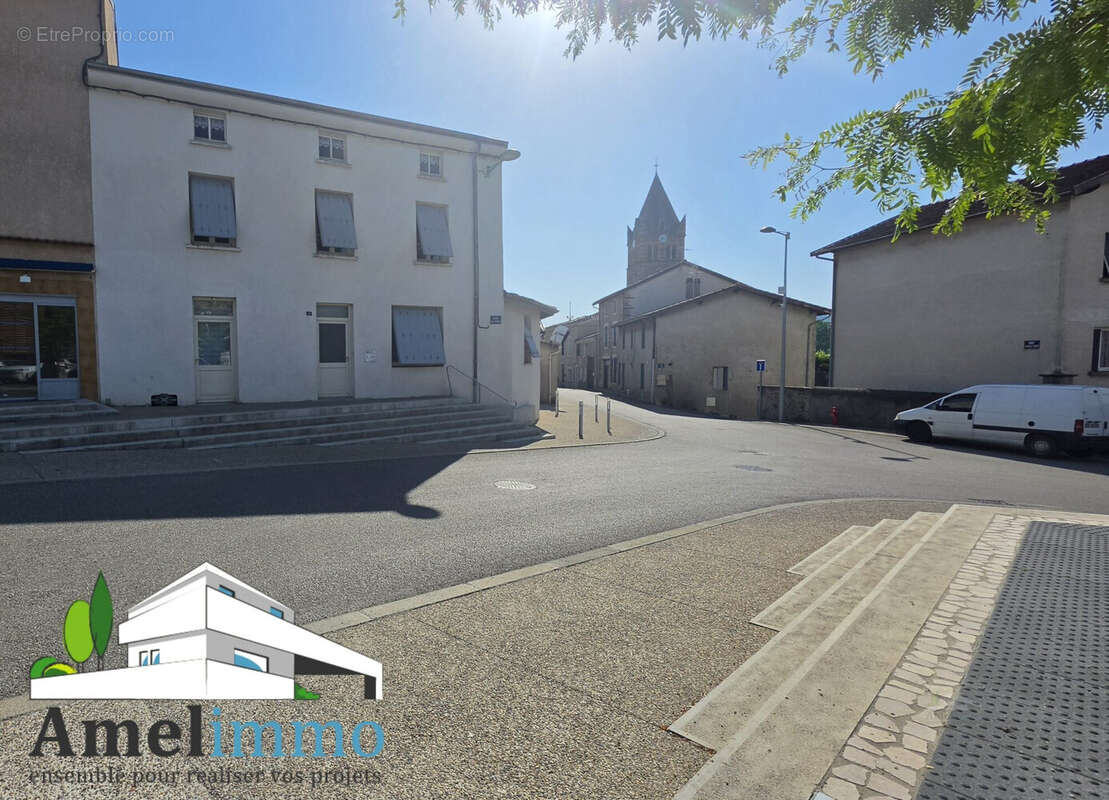 Maison de village  - Maison à ANNEYRON
