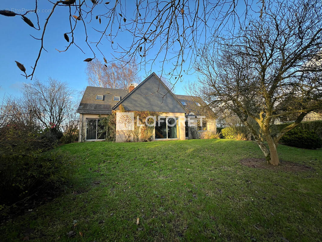 Maison à SAINT-JACQUES-SUR-DARNETAL