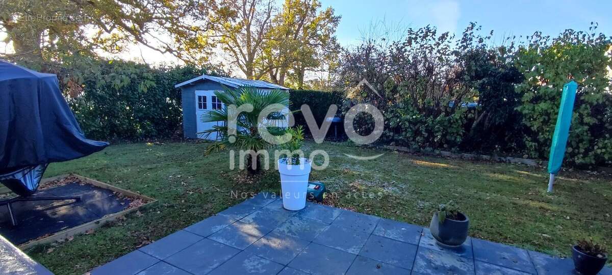 Maison à LES BROUZILS