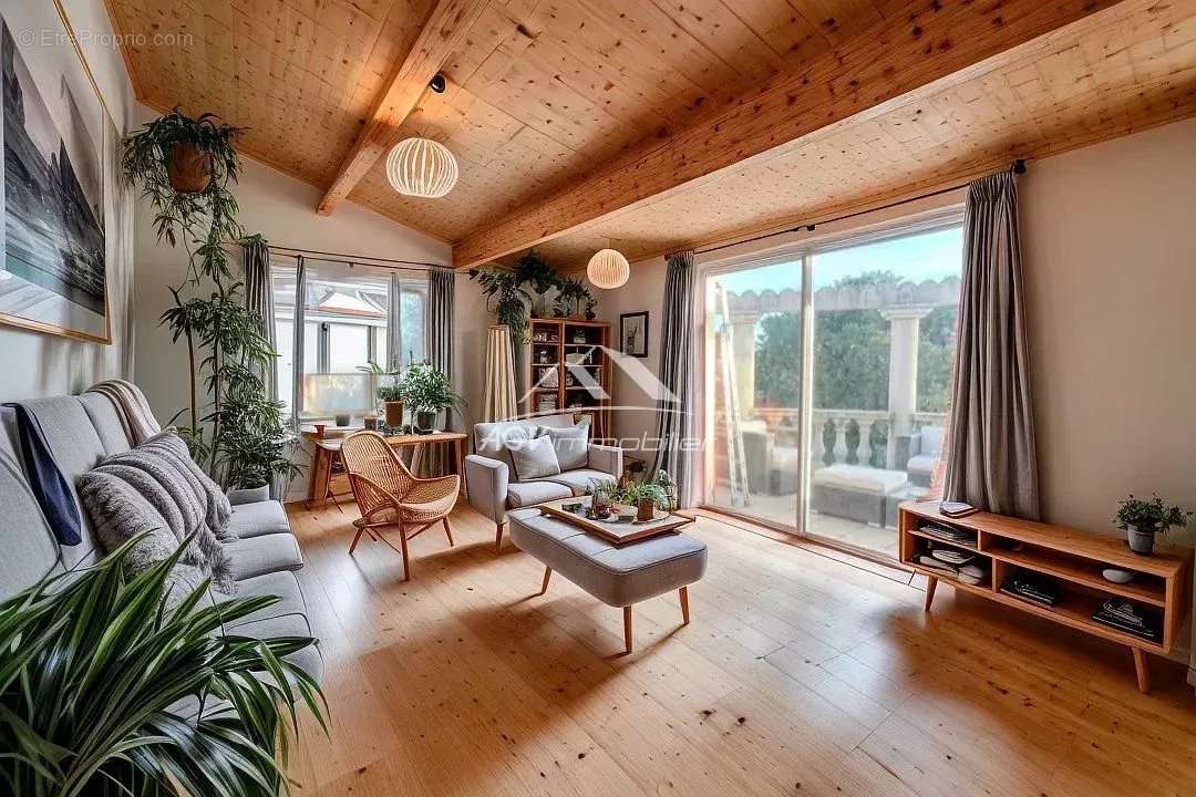 Maison à SAINT-JULIEN-DE-CASSAGNAS