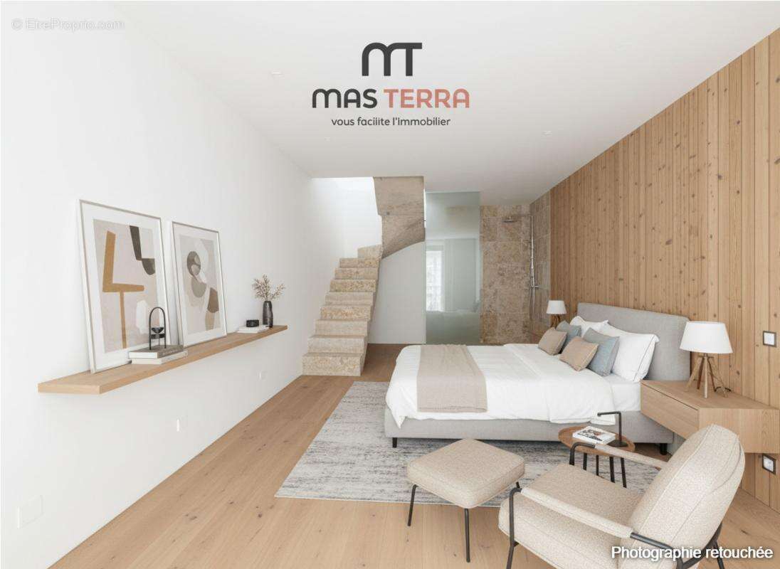 Appartement à CHATEAUNEUF-GRASSE