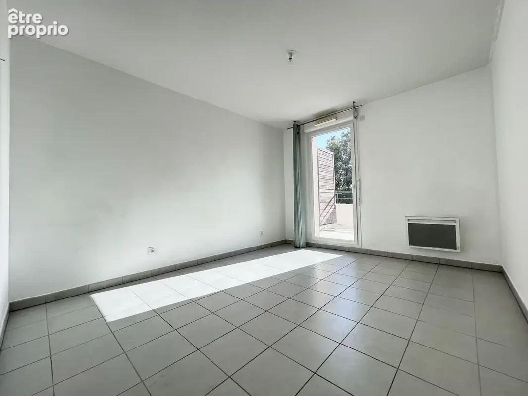 T3 + parking sous sol + terrasse 24m2 -250 chemin de Château Gombert 13013 Marseille - photo 10