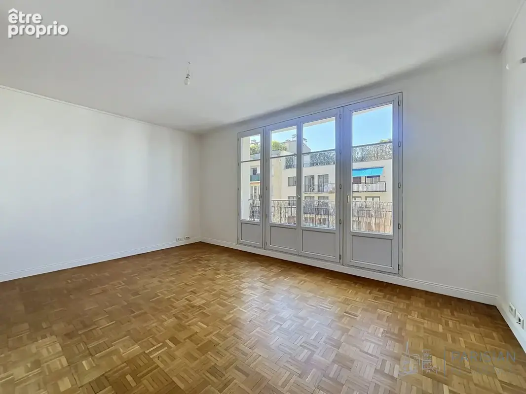 Appartement 4 pièces 75 m² à vendre à Paris-17e (75017) - photo 2