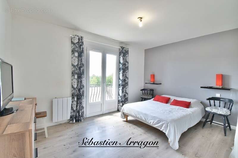 Villa contemporaine 250 m² – 5 chambres – 3 hectares – piscine 18 m – Villeneuve-sur-Lot (47) - photo 16