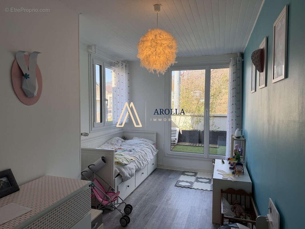 Appartement à BASSENS