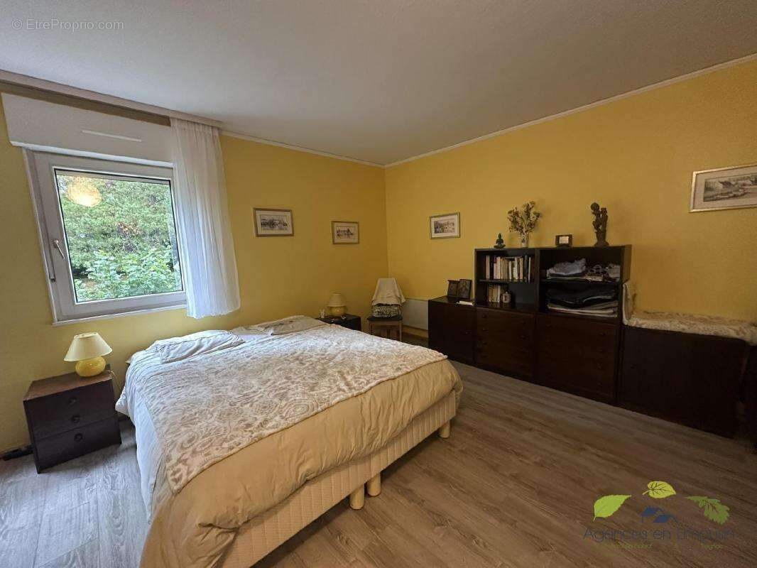 Maison à PEYRAT-LE-CHATEAU