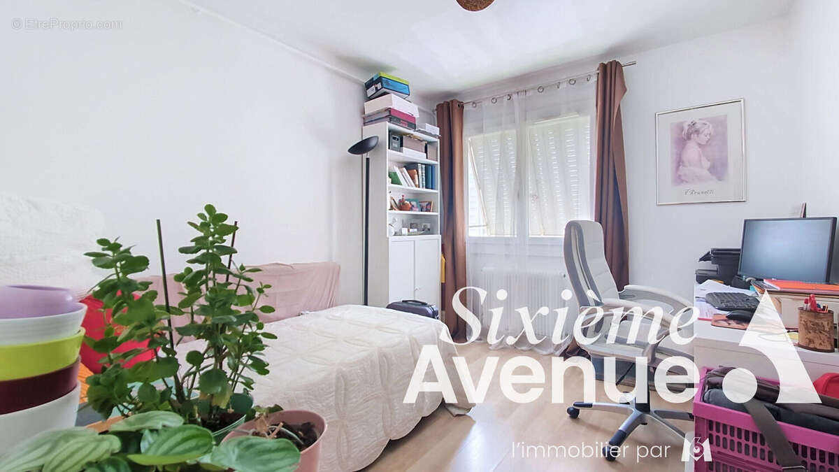 Appartement Saint Priest 4 pièce(s) 78 m2 entièrement rénové - photo 6