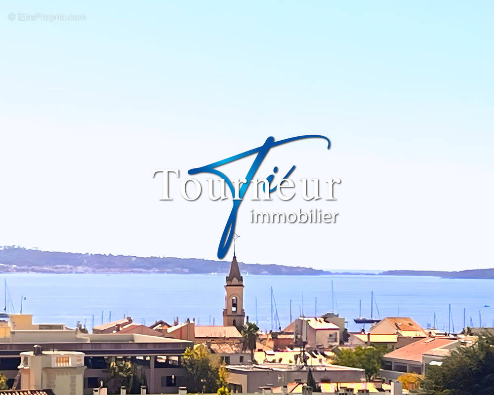 Appartement à SANARY-SUR-MER