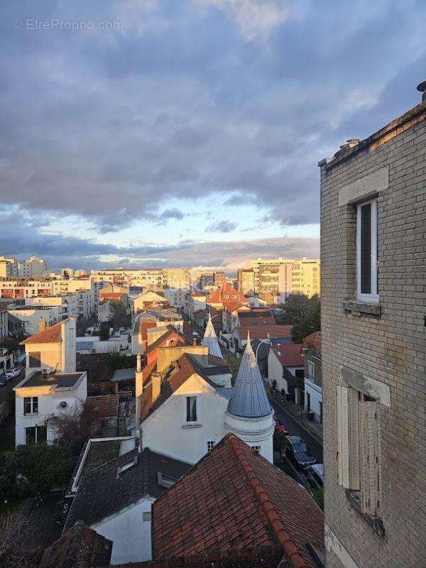 Dernier etage avec balcon et vue spectaculaire sur paris et la defense - photo 16