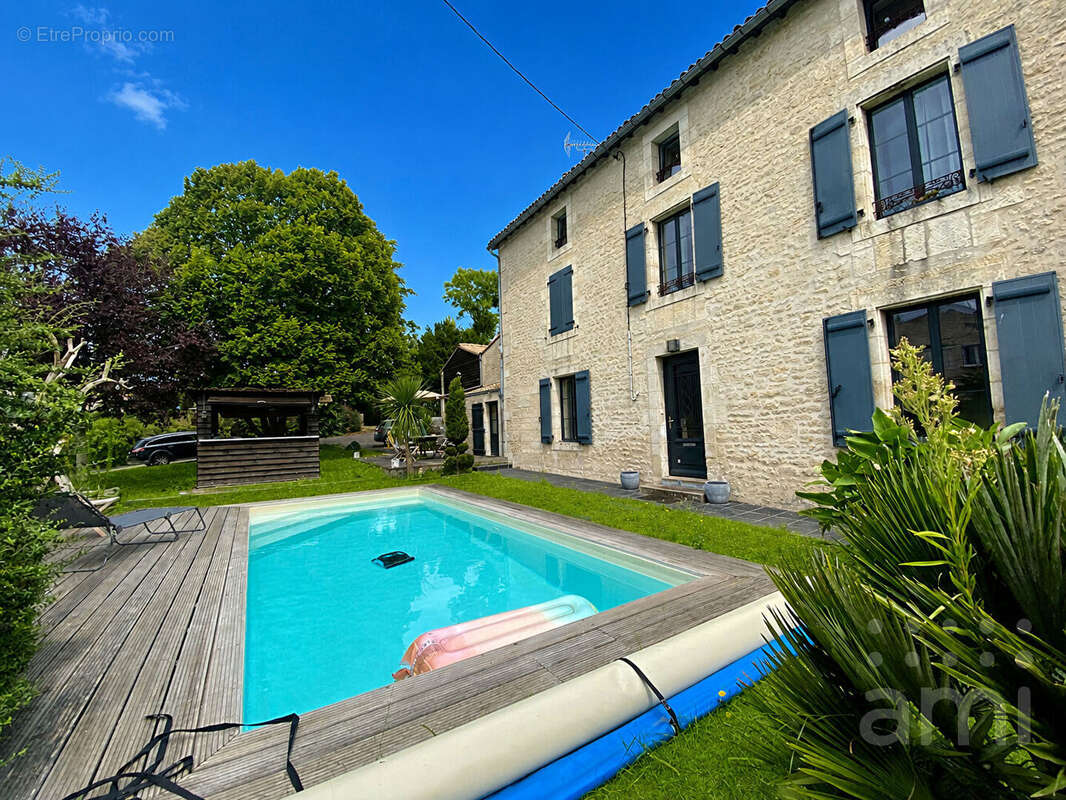 Maison Echire 7 pièces - 225m2 - photo 6