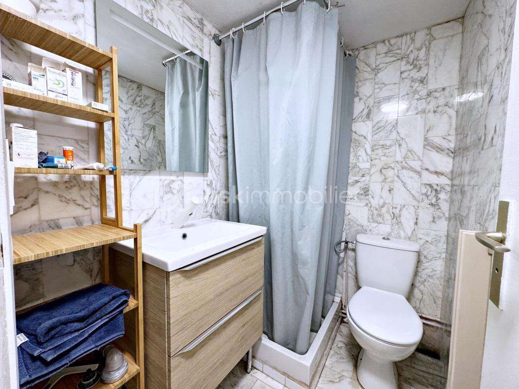 Dpt var - hyeres les palmiers centre - studio de 26 m² - 1er etage avec ascenseur - photo 11