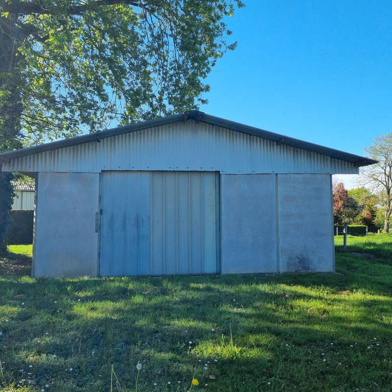Maison de campagne sur 9 778 m2 de terrain ! - photo 17