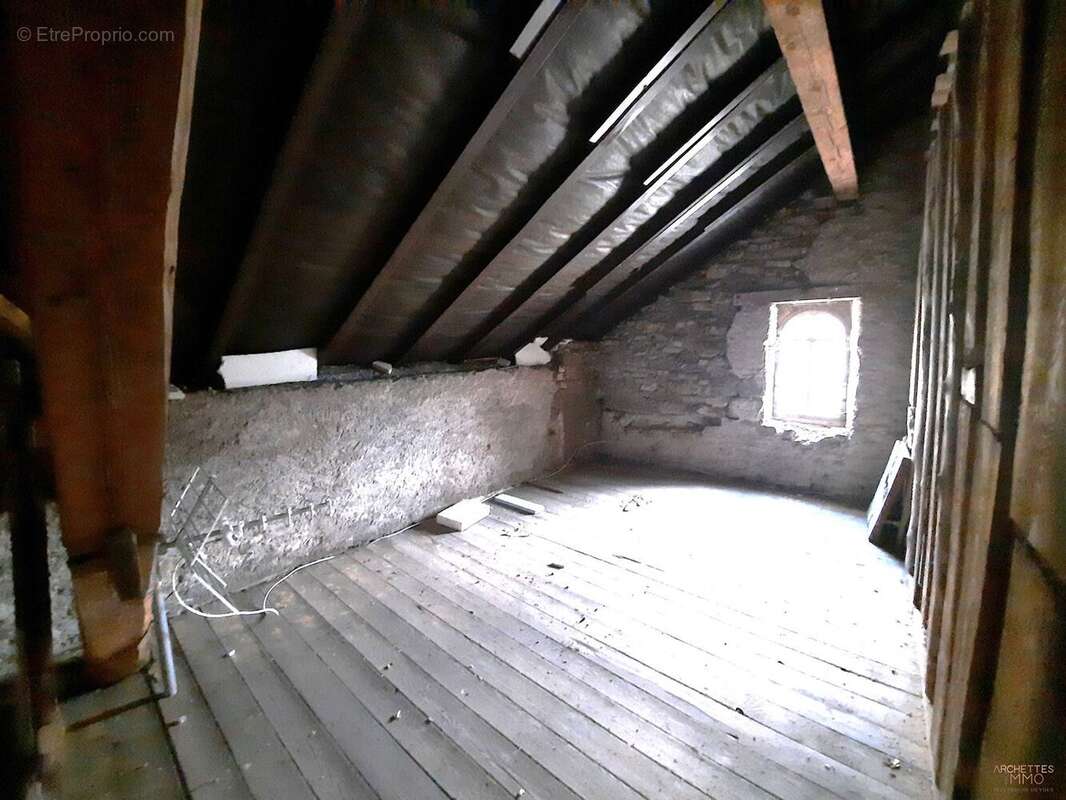 Appartement à FRESSE-SUR-MOSELLE