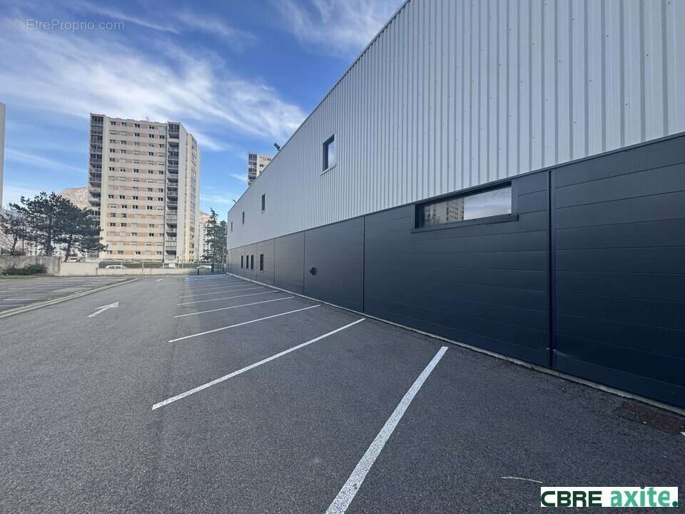 Autre à SASSENAGE
