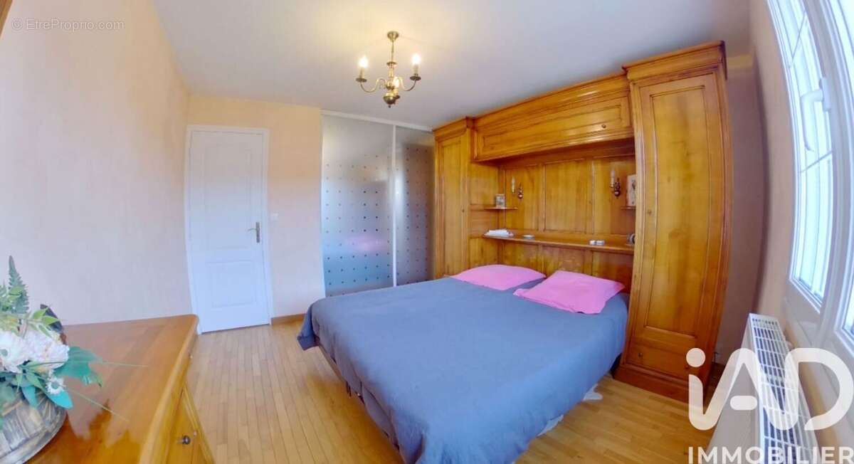Photo 8 - Maison à LOUVERNE