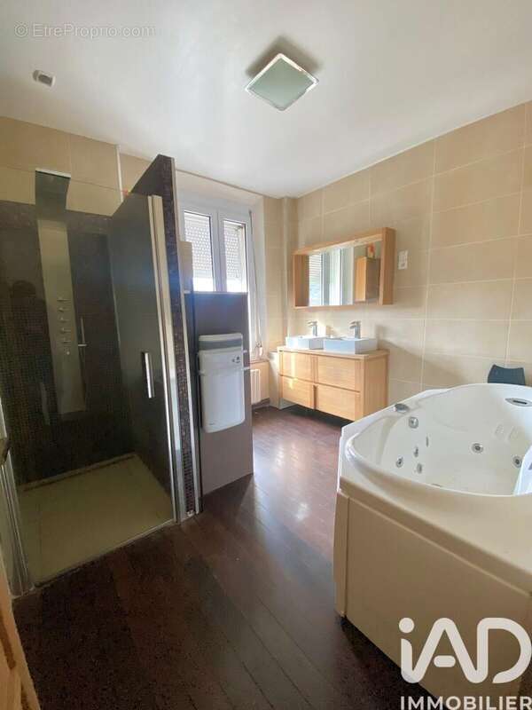 Photo 8 - Maison à SAINT-QUENTIN