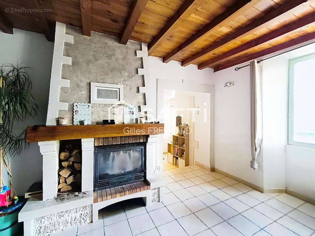 Photo 7 - Maison à ECHEBRUNE