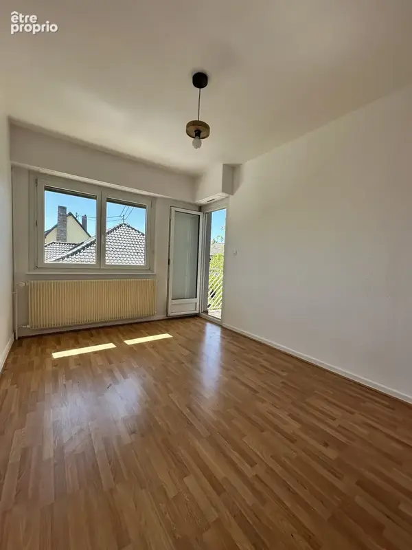 Maison aux allures modernes dans un cadre verdoyant - photo 8