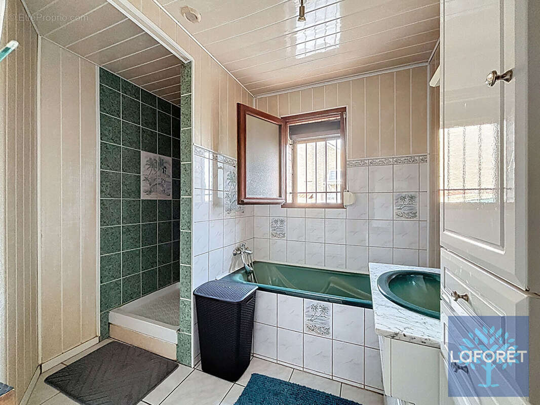 Semi plain -pied sur 1500 m². - photo 8