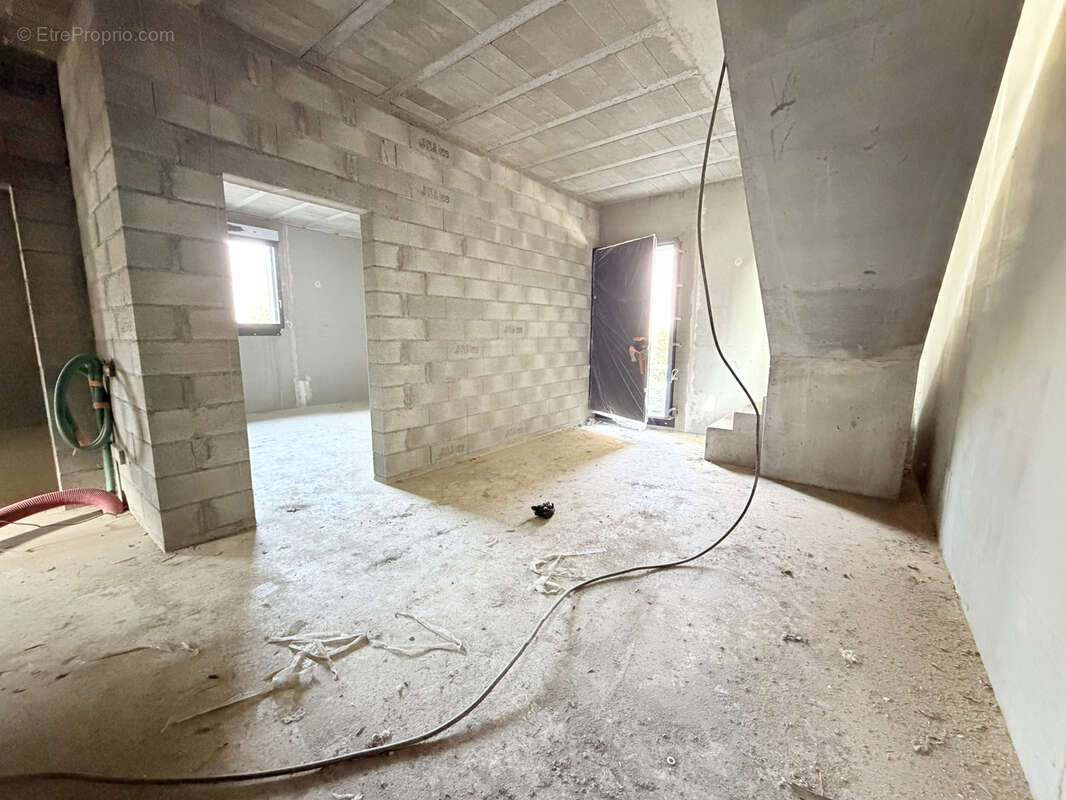 Maison à VILLARGONDRAN