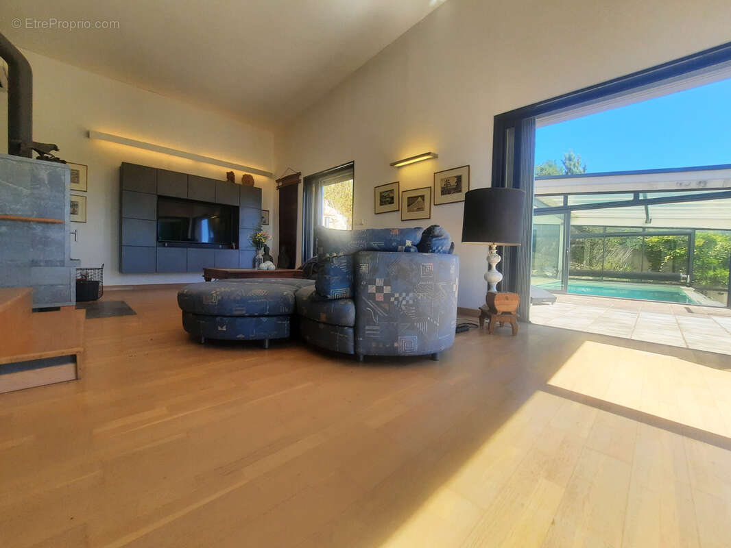 Maison à SAINT-GILLES