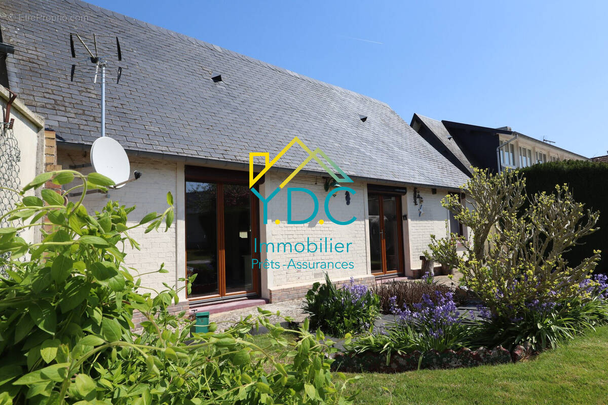 Maison à SAINT-MACLOU-LA-BRIERE