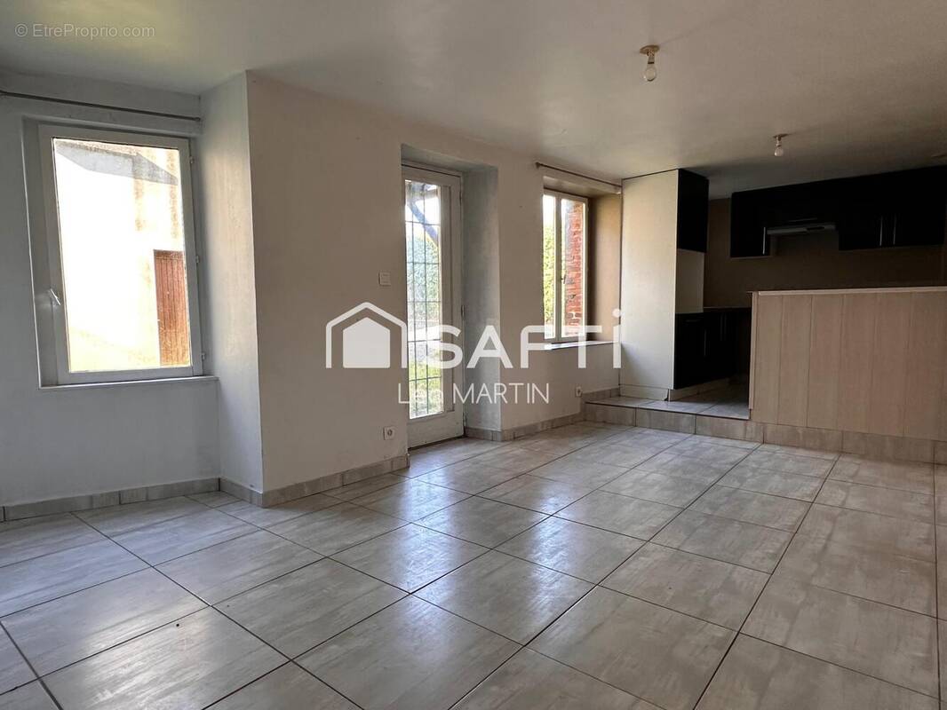 Photo 1 - Maison à LE MAY-SUR-EVRE