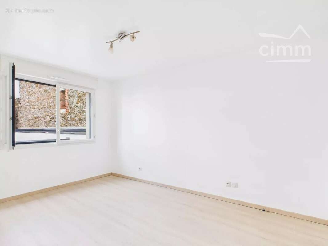 Appartement à SAINTE-LUCE-SUR-LOIRE