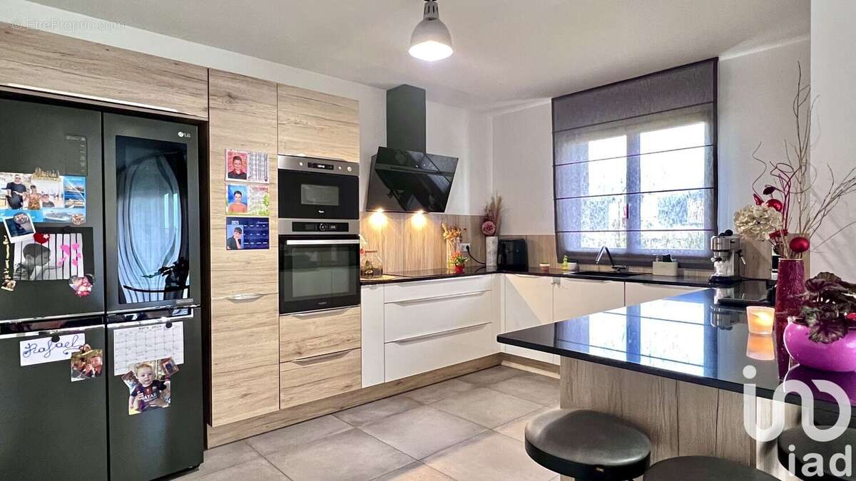 Photo 2 - Maison à SAINT-GERMAIN-SUR-RHONE