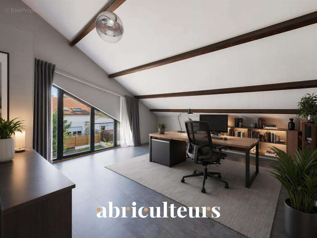 Loft - Spacieux, Lumineux et avec Terrasse en vente dans le centre ville de Champigny-sur-Marne (94500) - photo 2