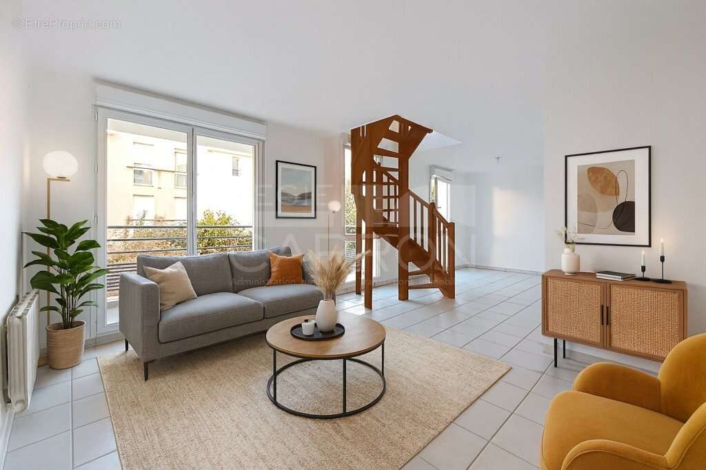 Appartement à BRON