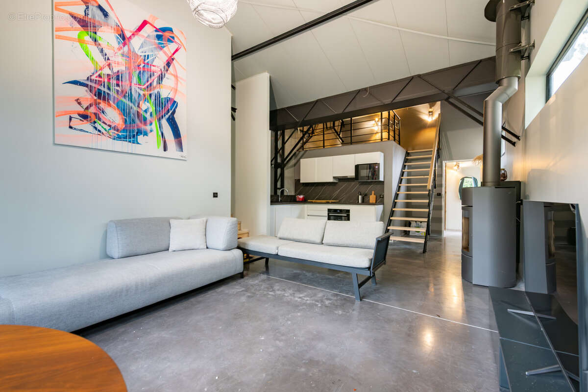 Maison à LA ROCHETTE