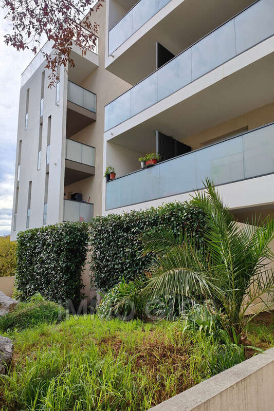 Appartement à JUVIGNAC