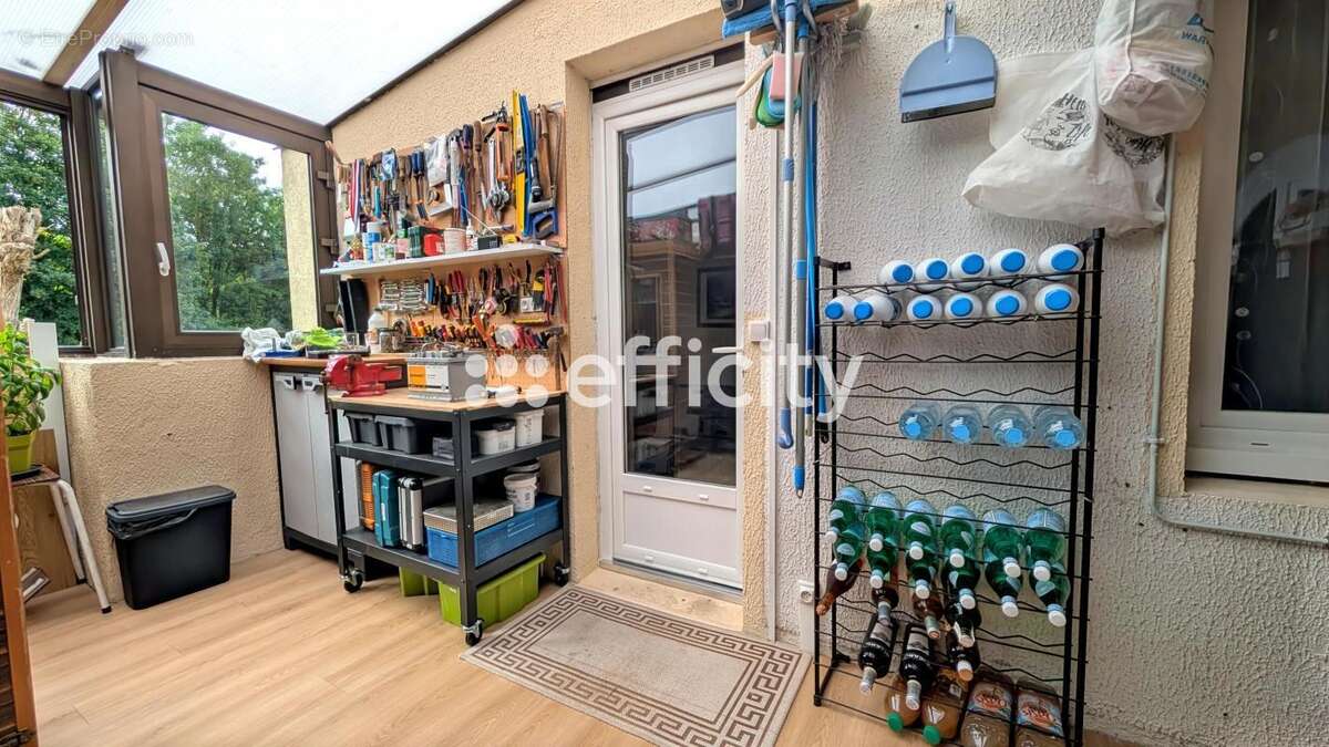 Appartement à LOGNES