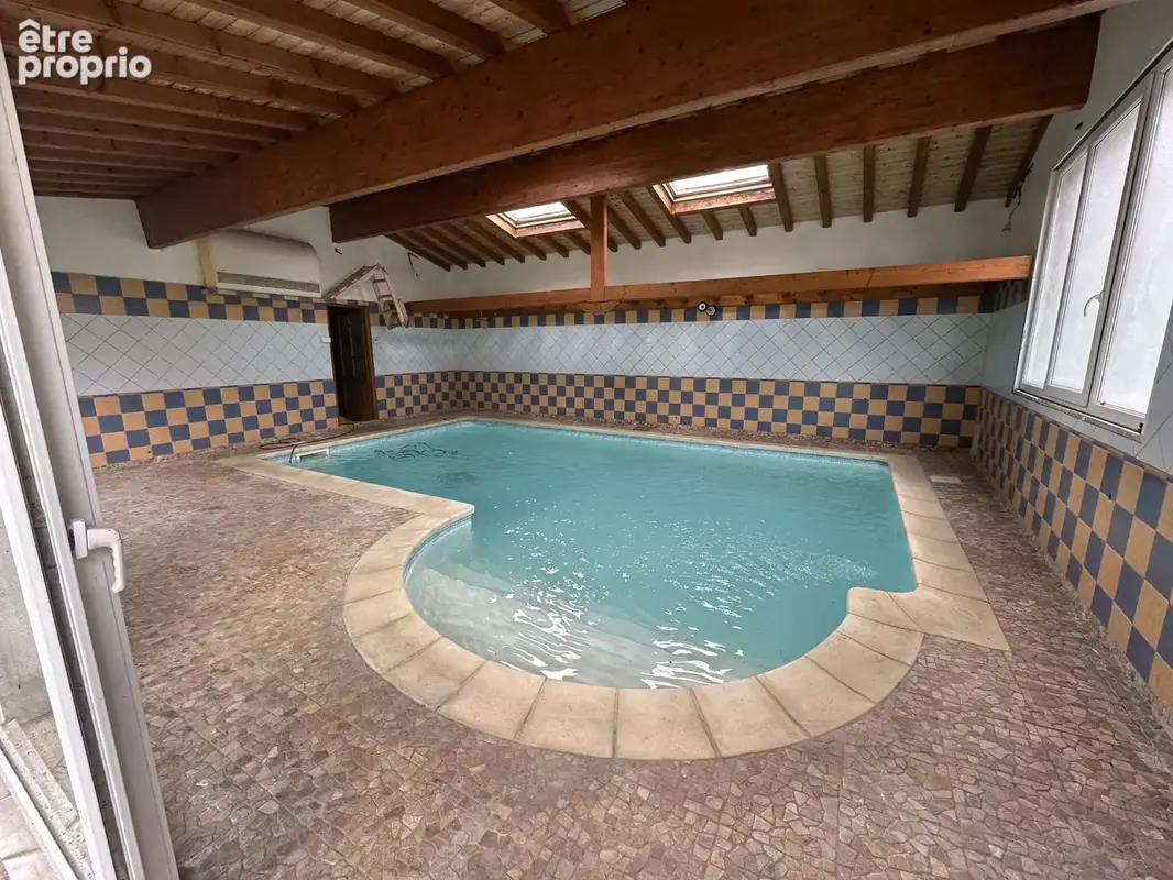 villa avec piscine couverte - photo 3