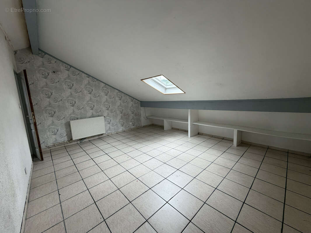 Maison mitoyenne d'un coté à Falck - photo 7