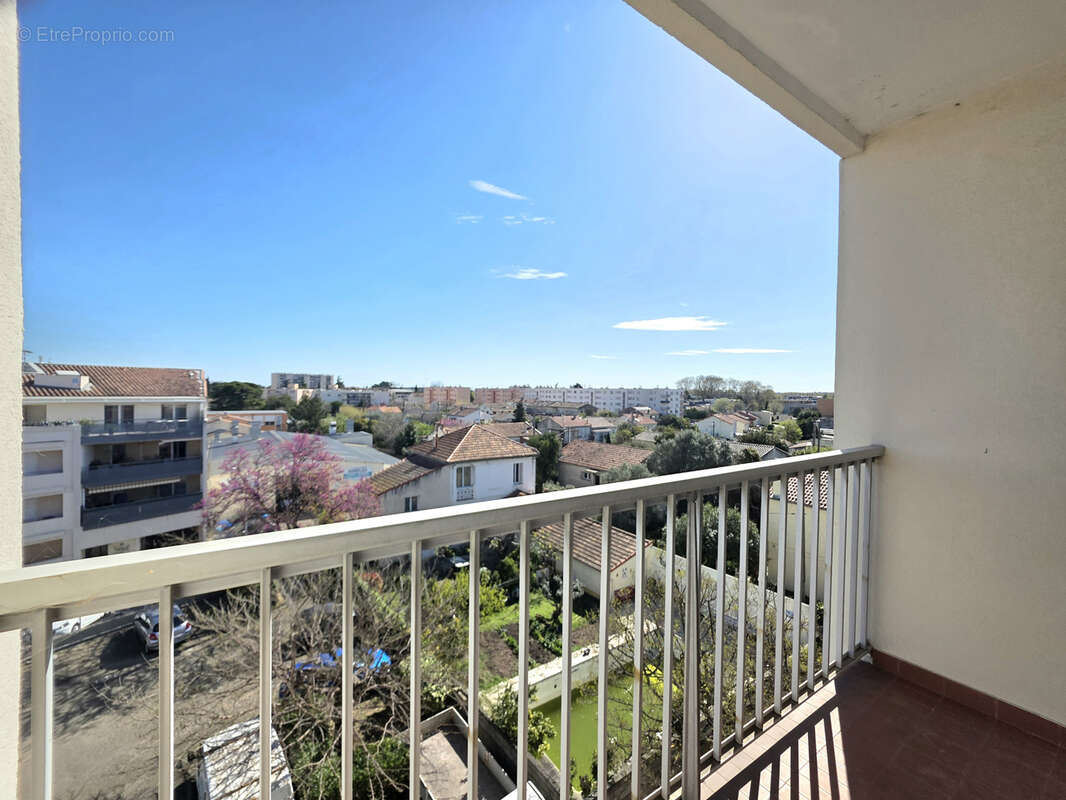 Appartement à NIMES