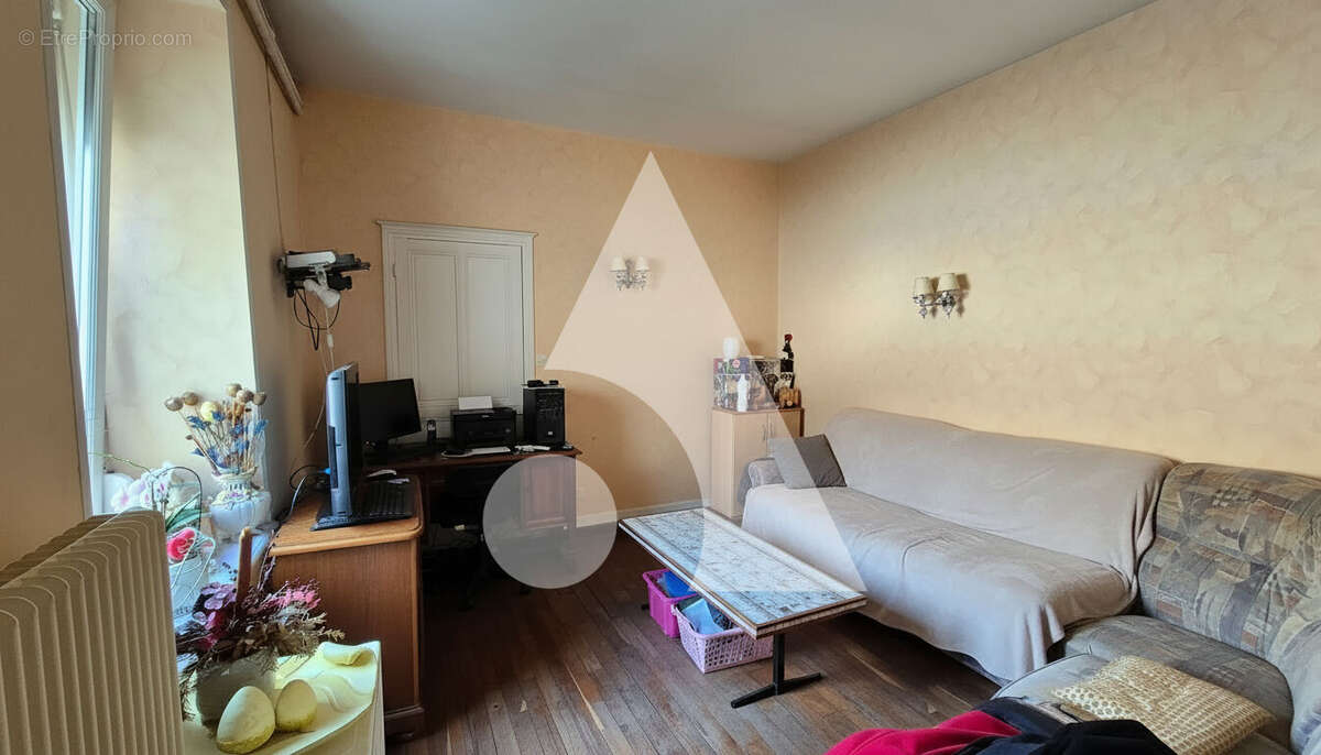Maison 3 chambres avec un appartement T2 actuellement loué - Liffol le Grand - photo 7